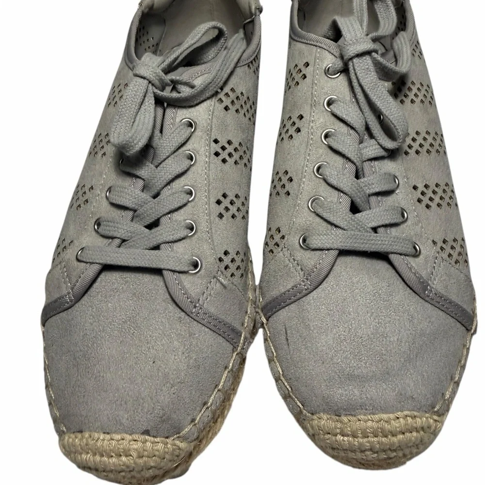 Marc Fisher Baila Perforated Espadrille Gray Lace-Up Sneakers Sz 7.5